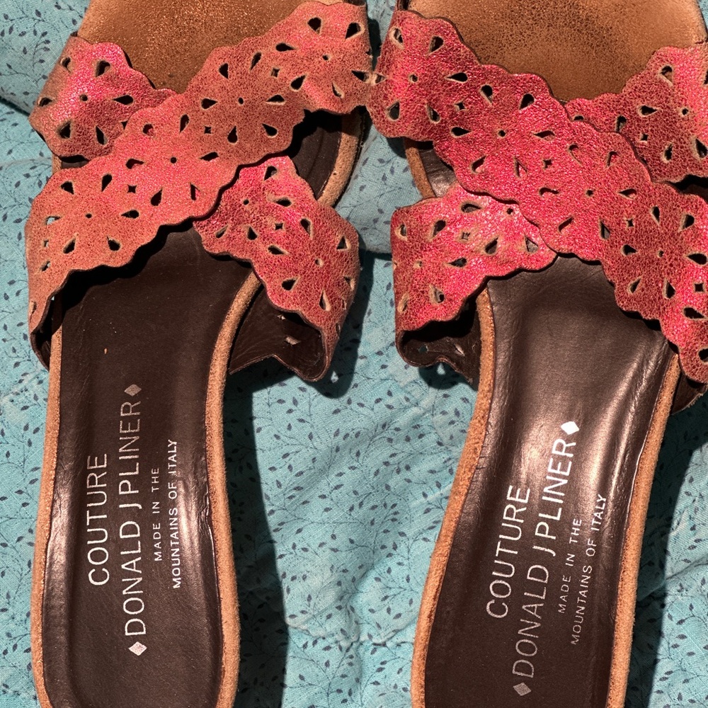 Couture Donald Pliner slide heels